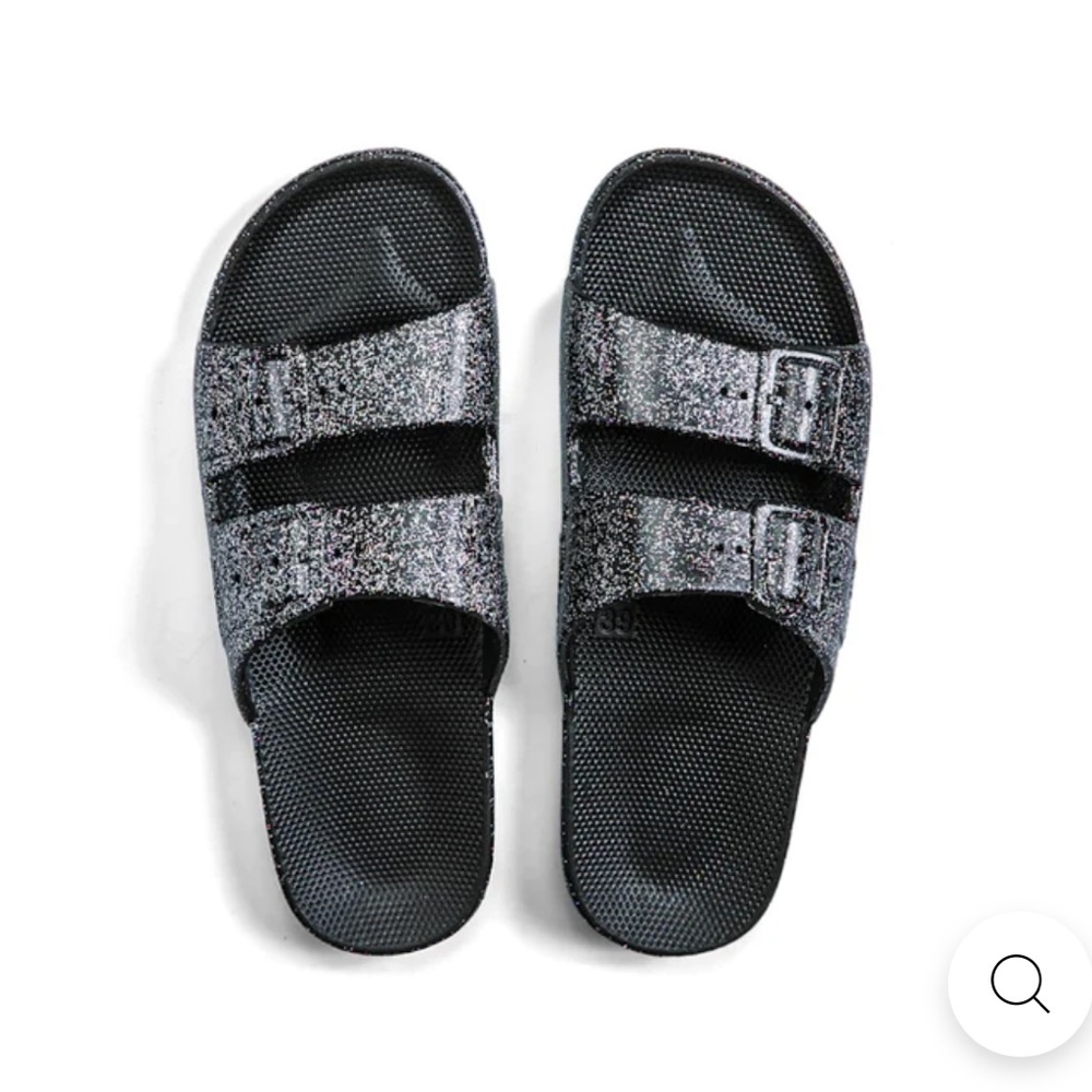 NWOT! Freedom Moses Two Band Slides Size 36-37 Color: Celeste Black